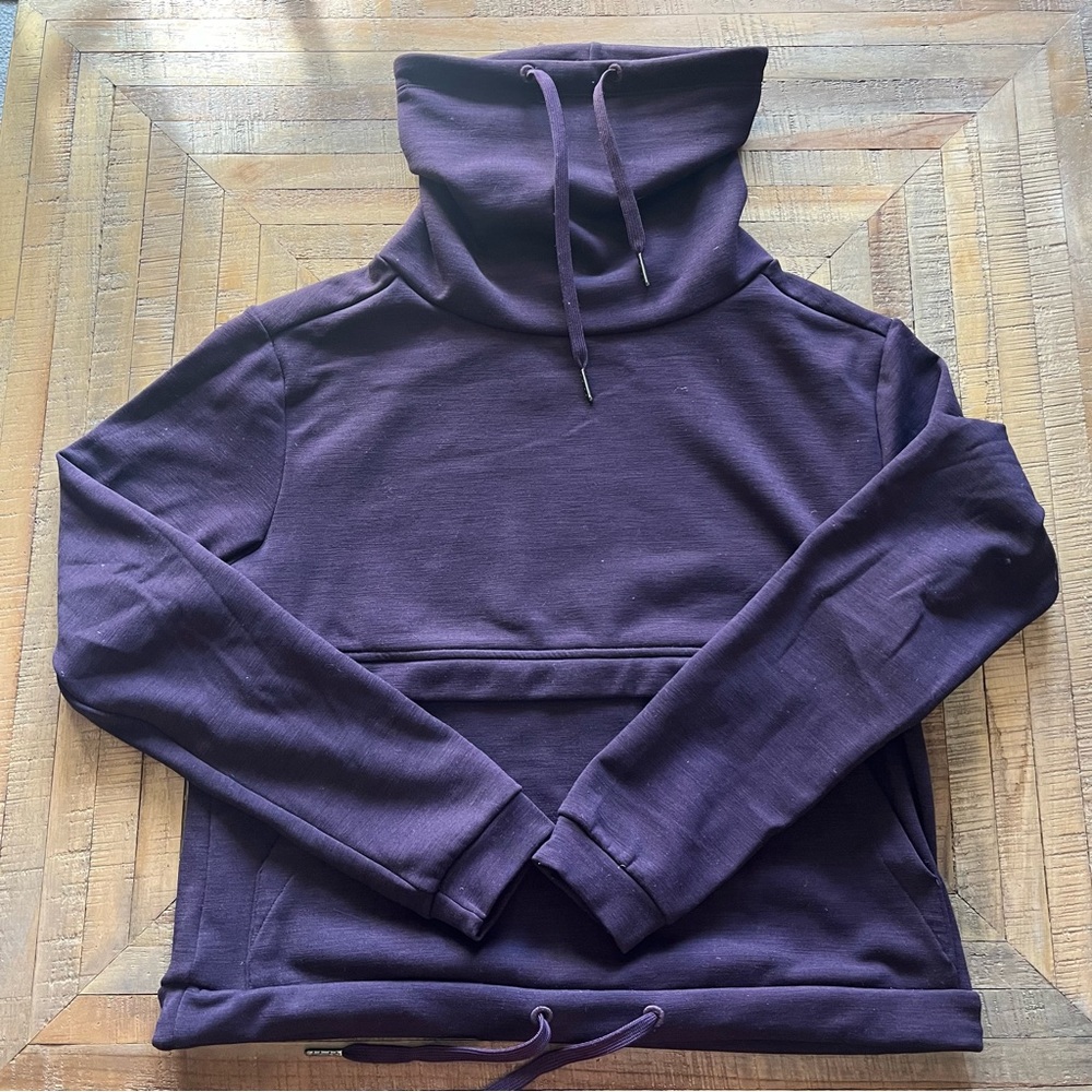 Community high neck cropped hoodie